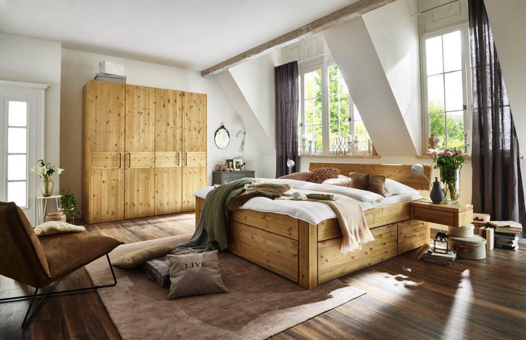 Bett Esbjerg Sonderl. 180x210 Komforthöhe 54 Kiefer Kopfteil Schubkasten Blenden