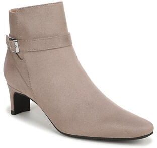 Women's Fawn Ankle Boot by LifeStride in Latte Brown (Size 6 1/2 M)
