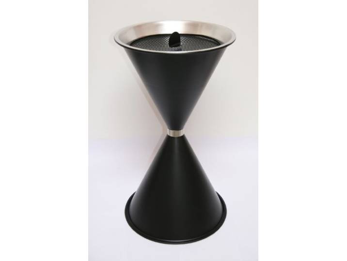 Stand Aschenbecher Diabolo schwarz inkl. 25 kg Quarzsand SZAGATO Made in Germany 71x40 cm großer Stand-Aschenbecher für überdachten Außenbereich stehend