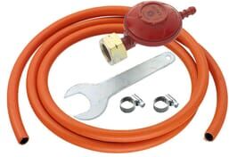 Calor 37mbar Propane Screw-On Regulator Kit – 2m Hose, Clips & Spanner (ROI)