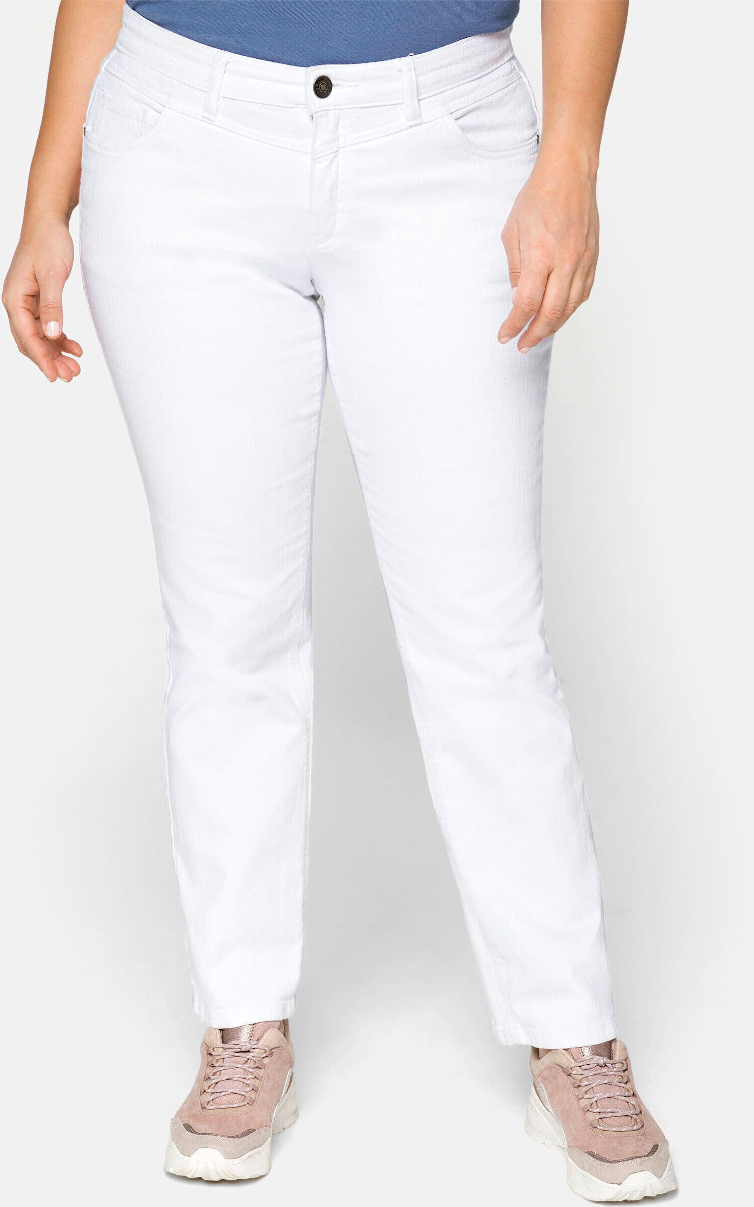 Bequeme Jeans SHEEGO "Stretch-Jeans Gerade Jeans mit Used-Effekten", Damen, Gr. 28, K-Gr, weiß (weiß denim), Modisch, Jeans Bequeme Jeans, »Die Gerade« mit Used-Effekten