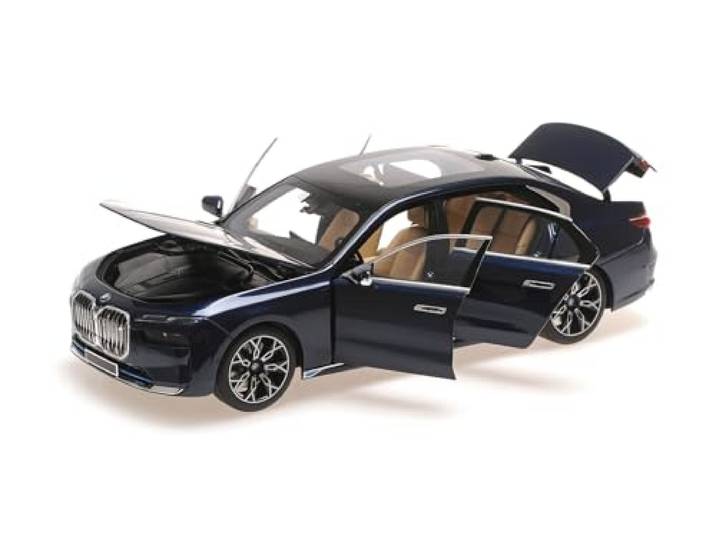 Minichamps 110023202 - i7 Blue Metallic 2022 - maßstab 1/18 - Modellauto