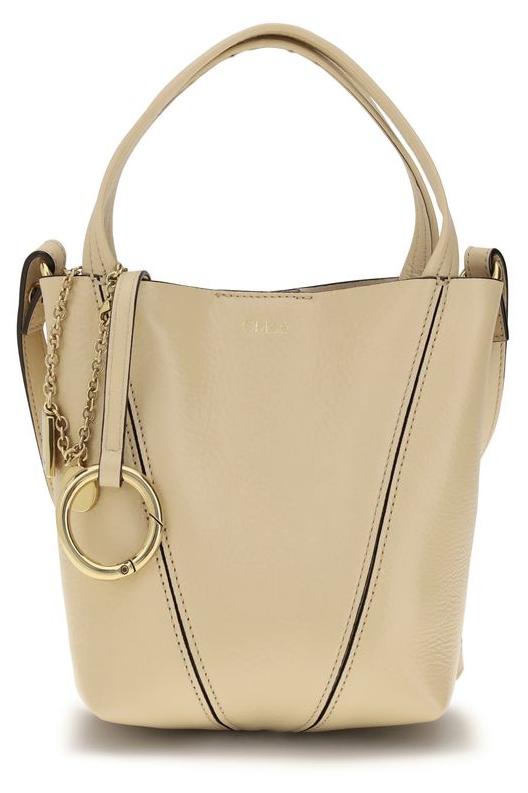 Chloé Schultertasche aus Kalbsleder in Beige