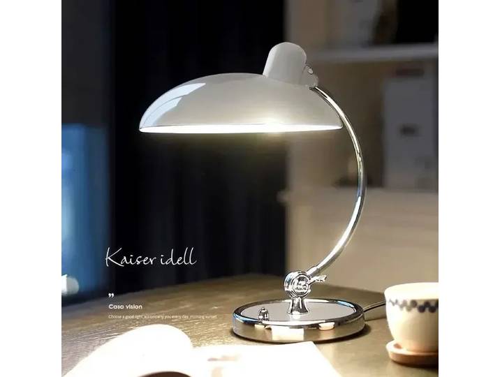 Lampe sur pied rétro nordique de haute qualité, lampe de bureau LED Bauhaus, réglable, décoration d'intérieur, lampe de chevet, lampe de lecture pour la chambre à coucher, le bureau