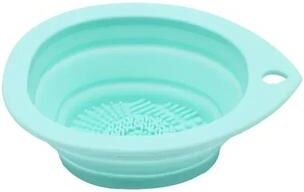 Uplifted Finds Folding Silicone Makeup Brush Cleaning Bowl green