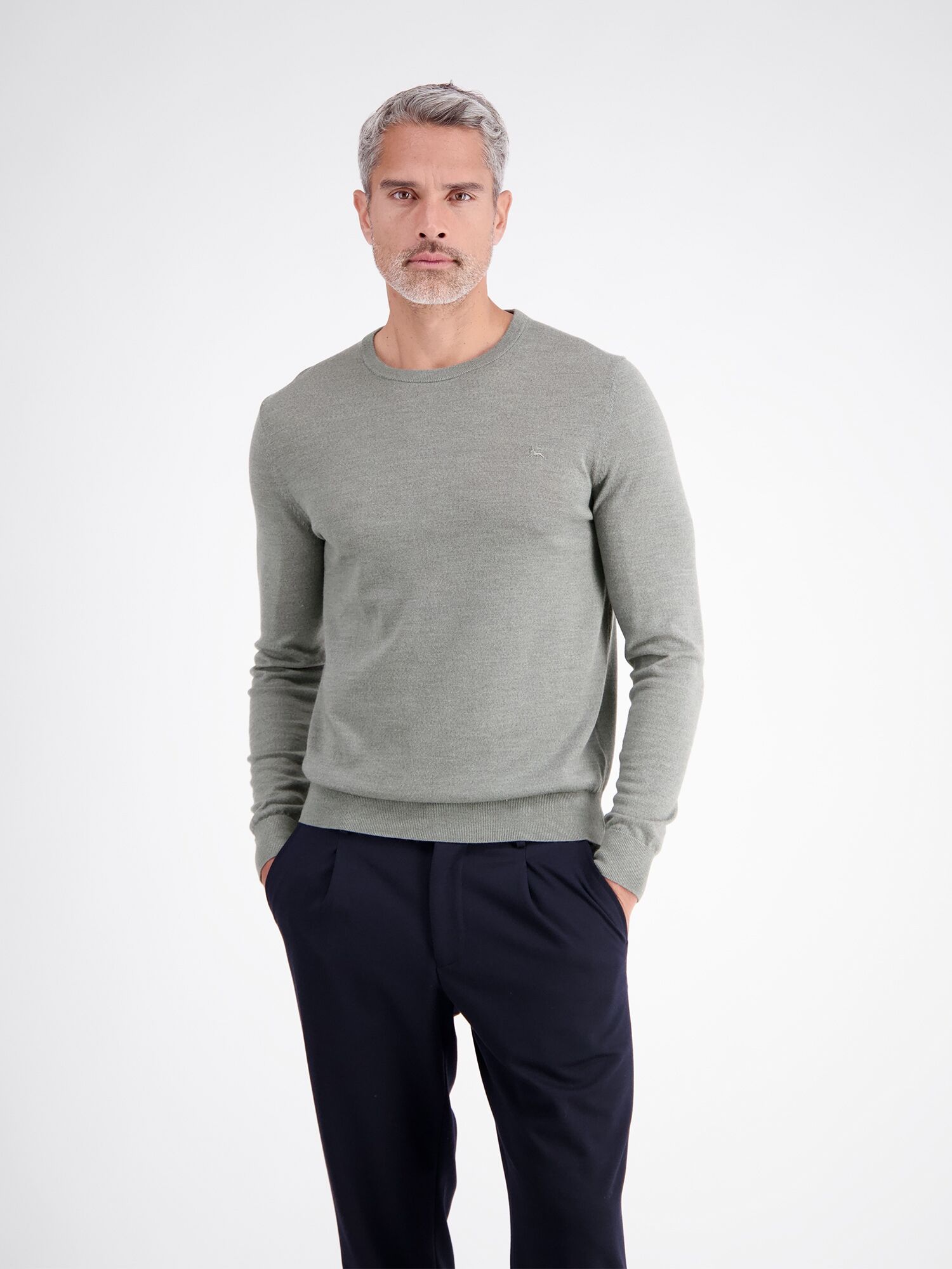 Strickpullover LERROS "Dezent gestalteter Strickpullover aus weicher Merinowolle", Herren, Gr. M, grün (platinum grau melange), 100% Schurwolle, Rundhals, Pullover Strickpullover