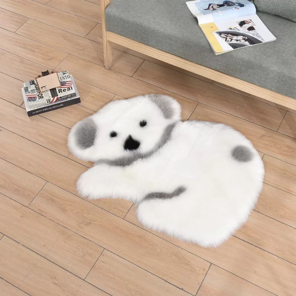 INF Koala-förmiger Faux-Wolle Teppich – Plüsch Kinderzimmer- & Wohnzimmer-Teppich 90cm x 60cm mit Saumkante