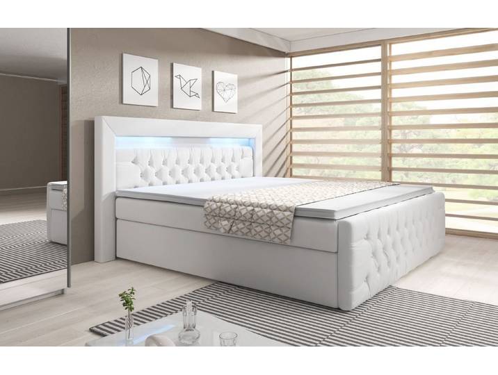 Lukas Möbel Boxspringbett Chesterfield Boxspringbett Venezia mit Bettkasten und LED, Chesterfield-Design