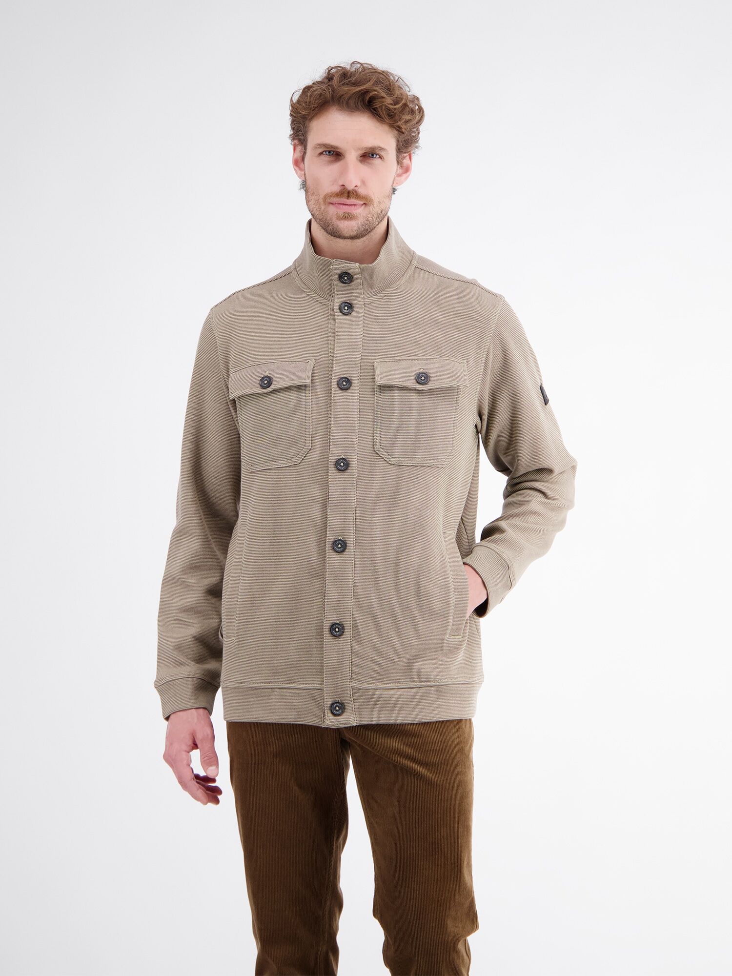 Kurzjacke LERROS "Maskulines Overshirt aus bequemem Baumwollmischgewebe", Herren, Gr. L, beige (gravel beige), 90% Baumwolle, 10% Polyester, Jacken Kurzjacke