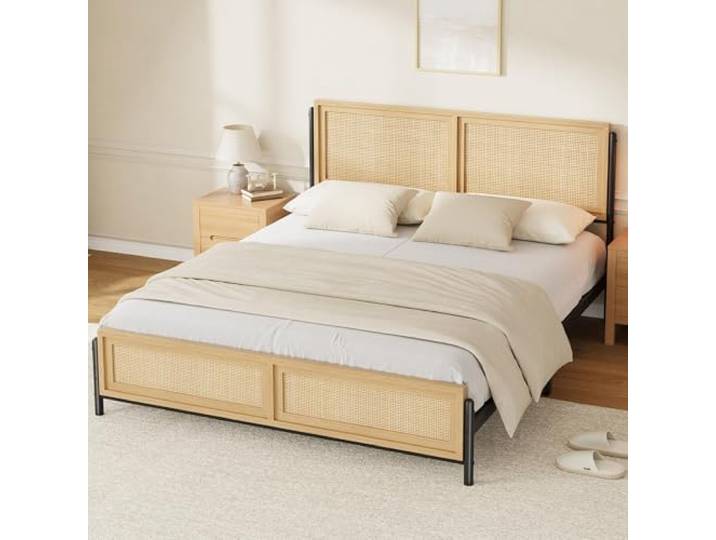 Koioplie Boho Rattan-Bettgestell – Stabiler Holzrahmen, geräuschlose Metall-Lattenroste, ohne Boxspring, mit Stauraum, einfache Montage – Farbe: Naturholz, Größe: F