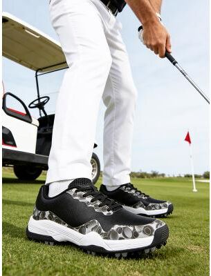 LightInthebox Men's Black Golf Shoes with Spiked Sole, Comfortable Durable Footwear, Perfect for Golfers on the Course