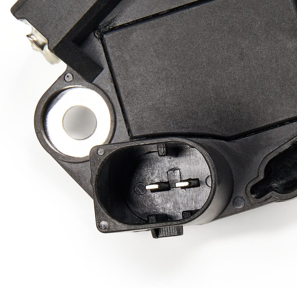 ASTEMO 130423 Alternator voltage regulator