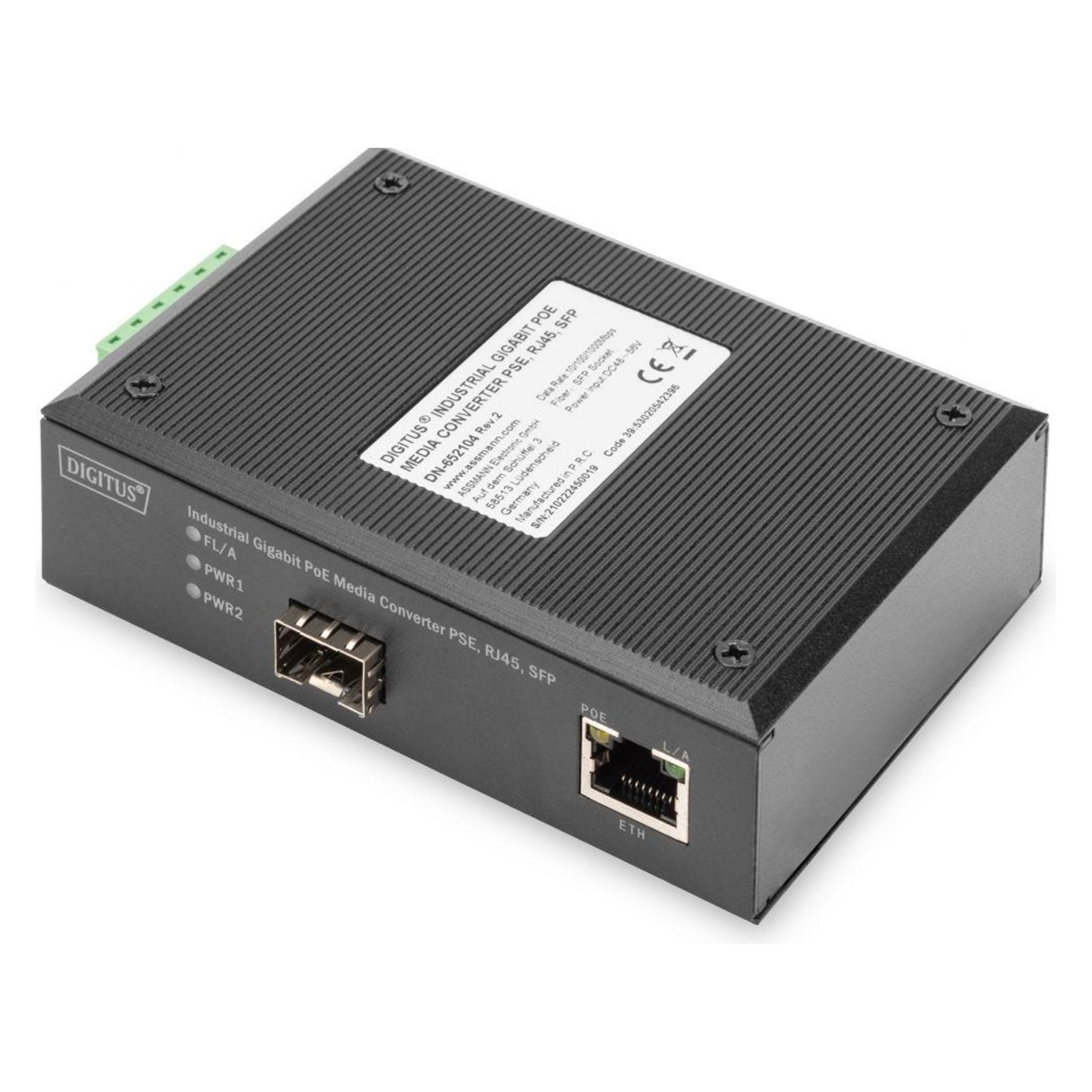 Digitus 10/100/1000Base-TX (PoE) to 1000Base-FX Industrial Media Converter (2 Ports) (DN-652104-1)
