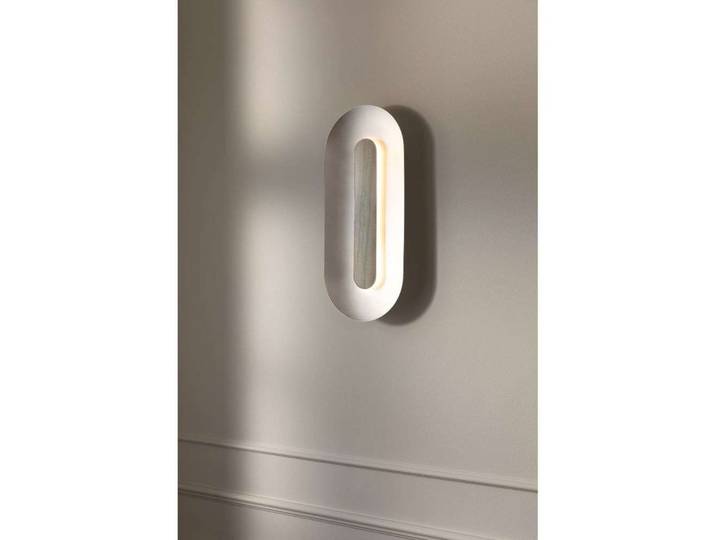 Applique murale LED Sasi, hauteur 65 cm, couleur argent, métal - Nuura Nuura Aps - Salon / séjour - Scandinave - À ampoule unique