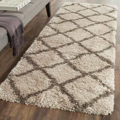 SAFAVIEH Belize Shag Sharon Rug
