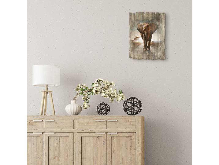 Holzbild ARTLAND Ein Elefant läuft auf der Strasse , braun (farbe bild(er): braun), B:30cm H:40cm, Bilder, Holzbild