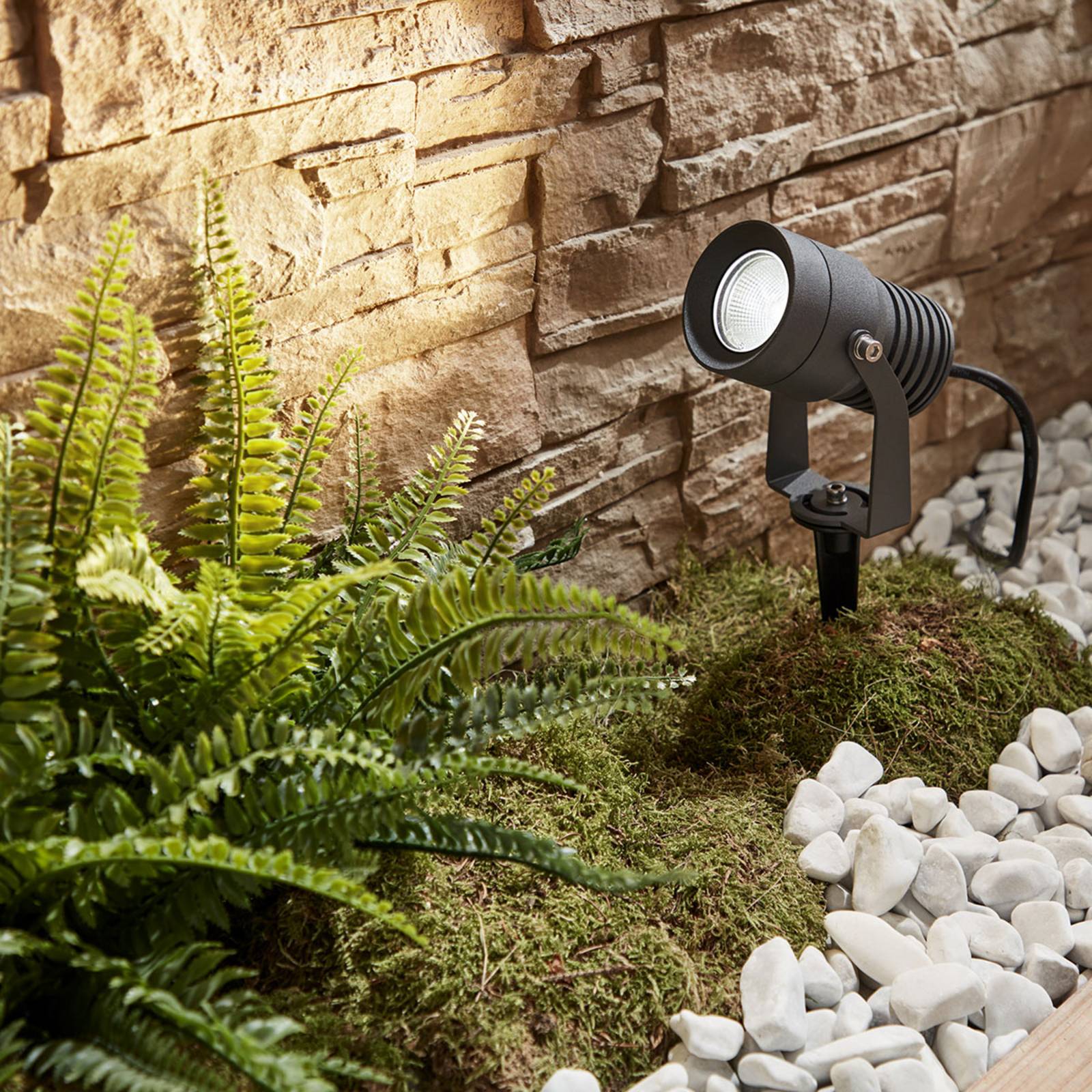 Lucande LED-Außenstrahler Jon, Erdspieß, verstellbar, IP65 Jon, alu / grau / zink, Aluminium, Modern