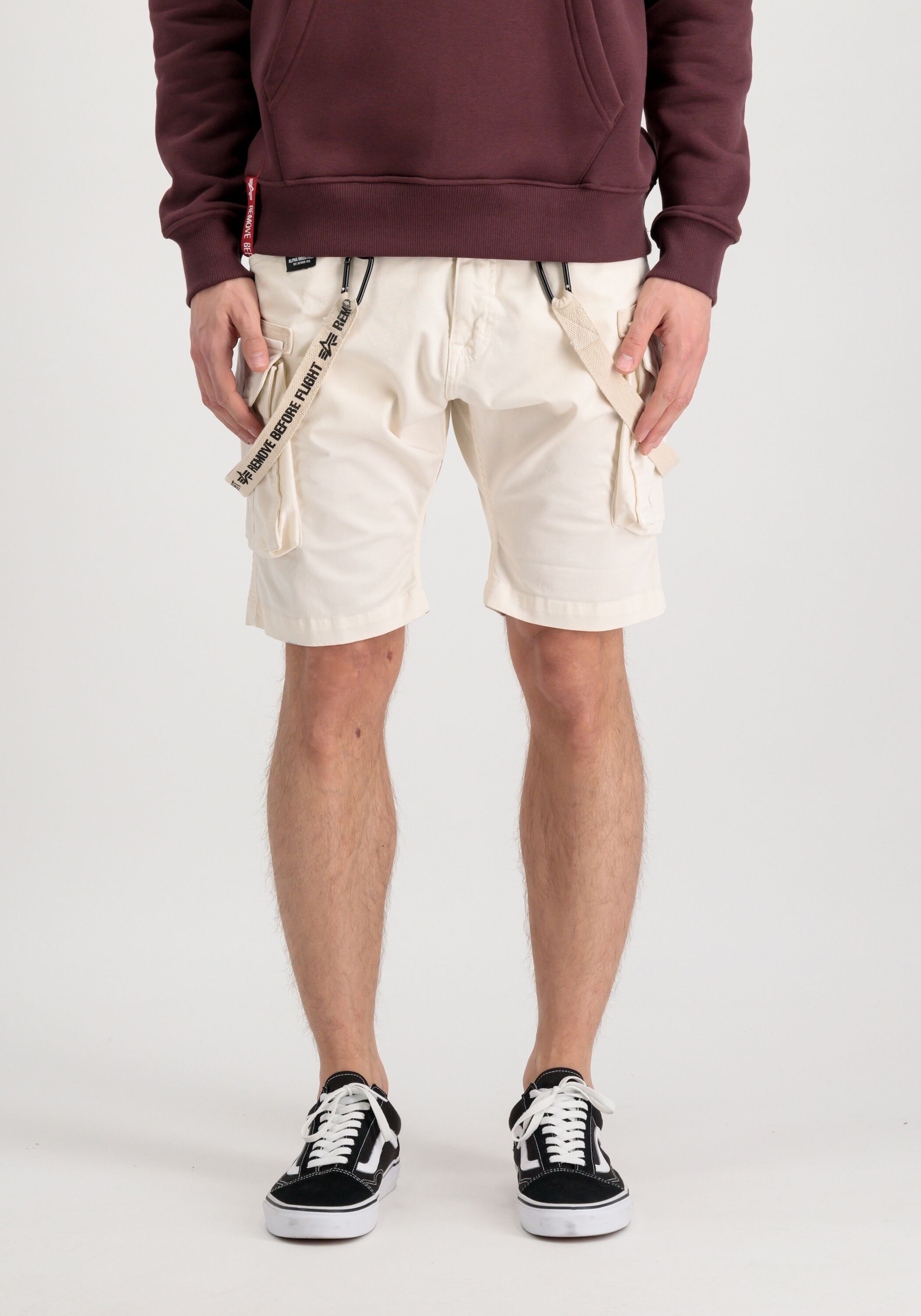 Shorts ALPHA INDUSTRIES "Utility Slim Shorts", Herren, Gr. 29, Normalgrössen, weiss (jet stream weiß), Obermaterial: 98% Baumwolle, 2% Elastan, Hosen Shorts jet stream weiß 29, Normalgrössen