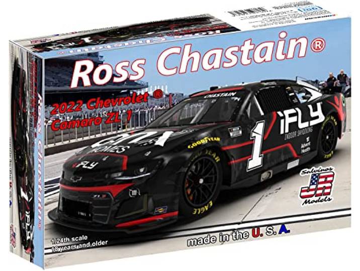 Salvinos JR Models Ross Chastain 2022 iFly 1:24 Kunststoff Modellauto Bausatz