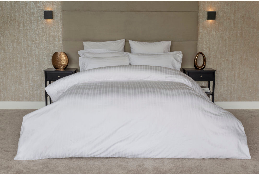 Belledorm Tribeca Cotton Duvet Cover Set with Pillowcases Included White Kingsize