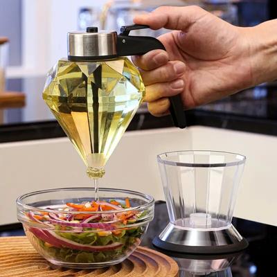 KitchenCuration Elegant Diamond Shaped Glass Honey Dispenser 200ml Multifunctional Kitchen Oil & Vinegar Bottle Elegant Diamond Shaped Glass Honey Dispenser 200ml Multifunctional Kitchen Oil & Vinegar Bottle