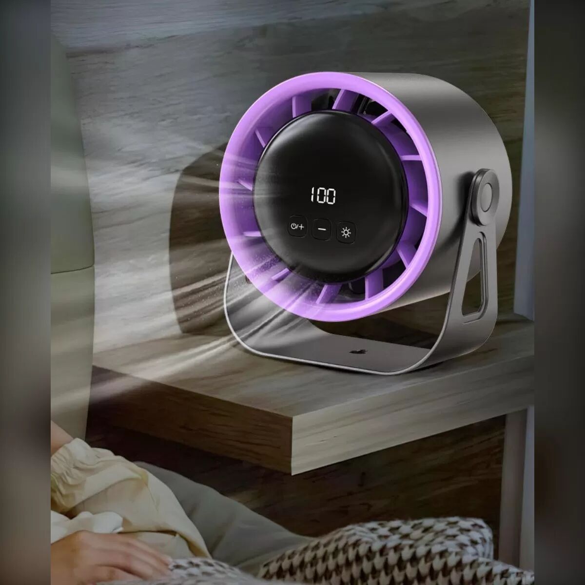 INF 100-Stufen Clip-Zirkulationsventilator mit 2000mAh Akku, Digitaldisplay, Nachtlicht und mehrwinkliger Verstellbarkeit Weiß