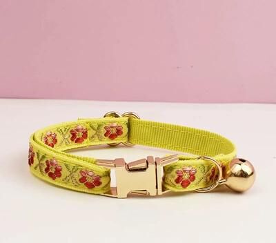 Uplifted Finds Petal Plush Personalized Safety Collar & Leash Set cat Collar 07 s