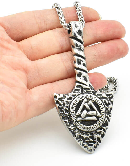 Varia Design Valknut Spear halsband