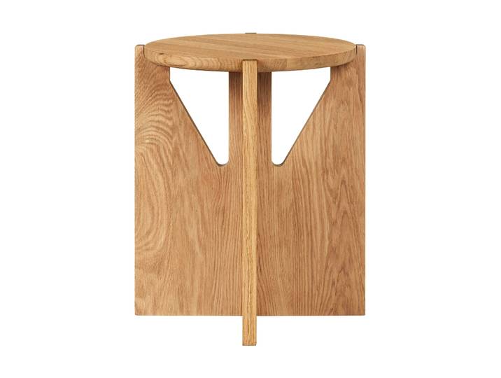 Kristina Dam Studio Simple tabouret rond Ø36 cm Chêne verni chaud