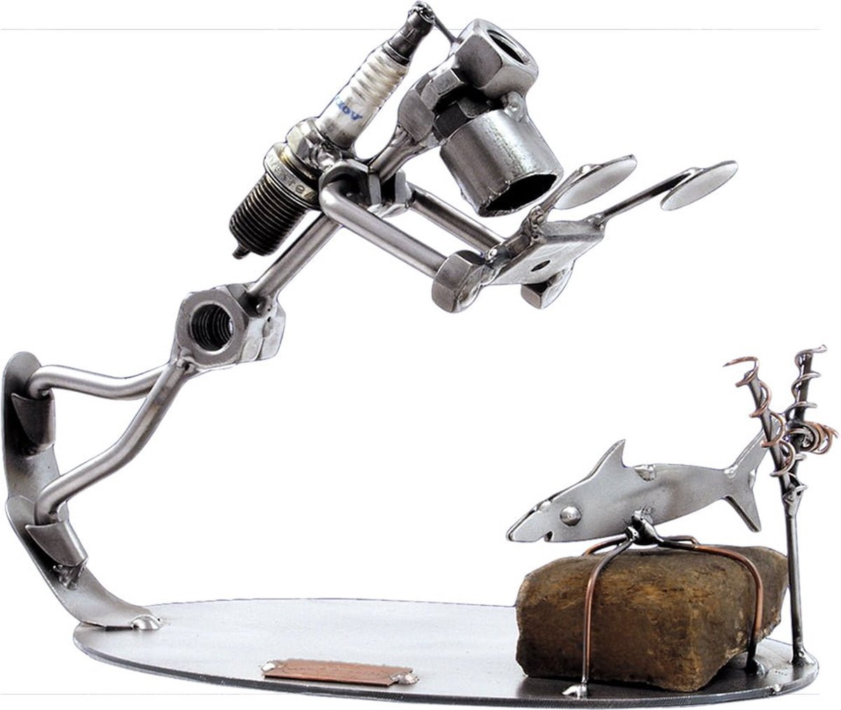 Hinz und Kunst Sportbeeldje Duiker met Vis van Metaal, Hoogte: 12 cm