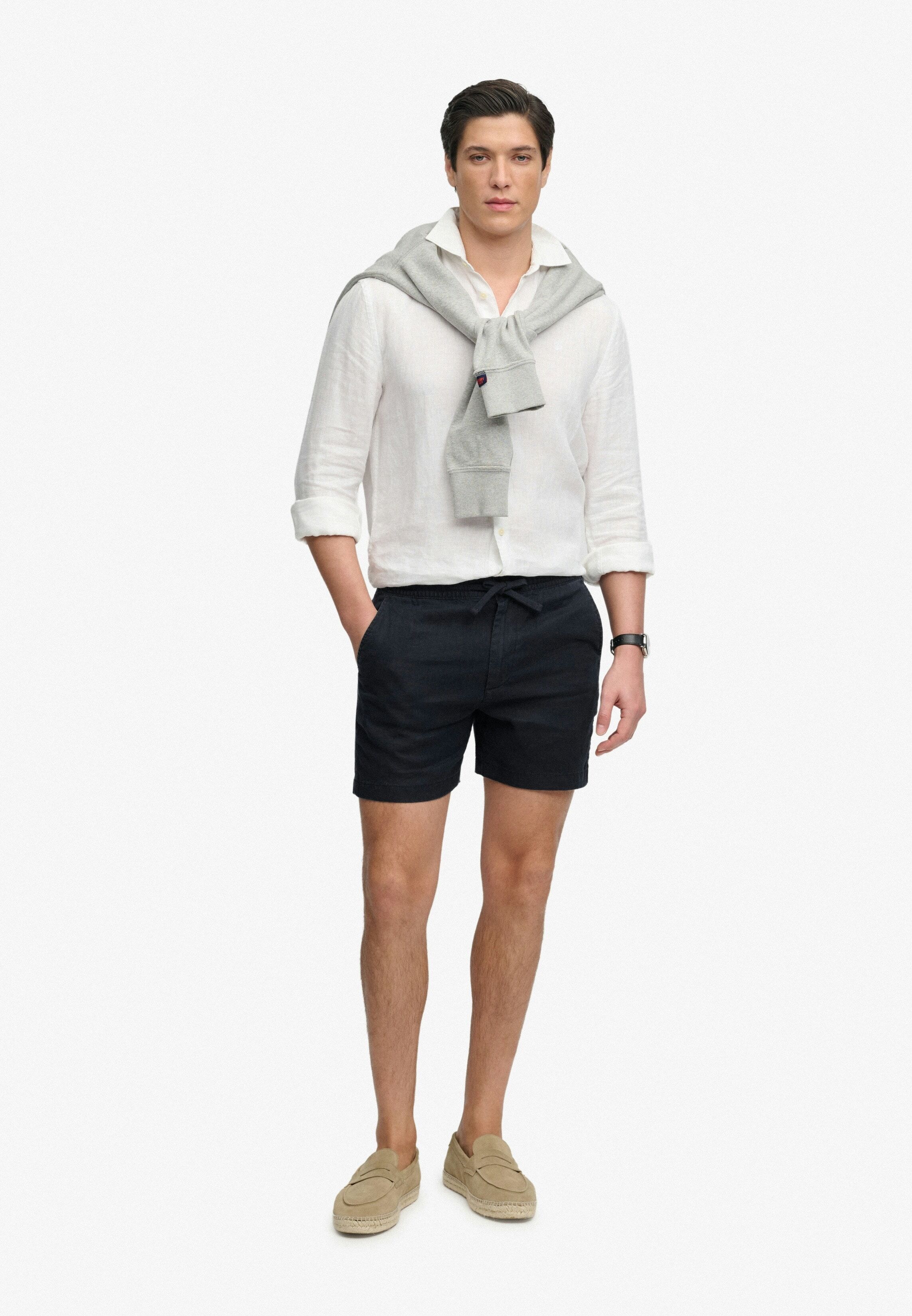 Shorts SUPERDRY "MERCHANT LINEN SHORT", Herren, Gr. M, N-Gr, schwarz (eclipse navy), Web, Obermaterial: 100% Leinen, unifarben, relaxed fit ca. Mitte Oberschenkel, Hosen Shorts, aus Leinen, Relaxed Fit, mit Reissverschluss eclipse navy M, N-Gr