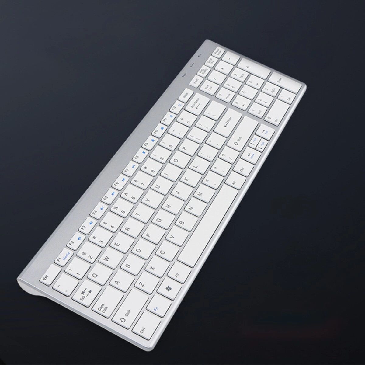INF Kabellose Batterie-Tastatur mit Scherenmechanik, leises Tippen, 6 Monate Batterielaufzeit, USB-Nano-Empfänger, Plug and Play Weiß
