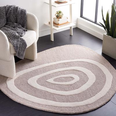 SAFAVIEH Handmade Novelty Sigtrud Wool Rug