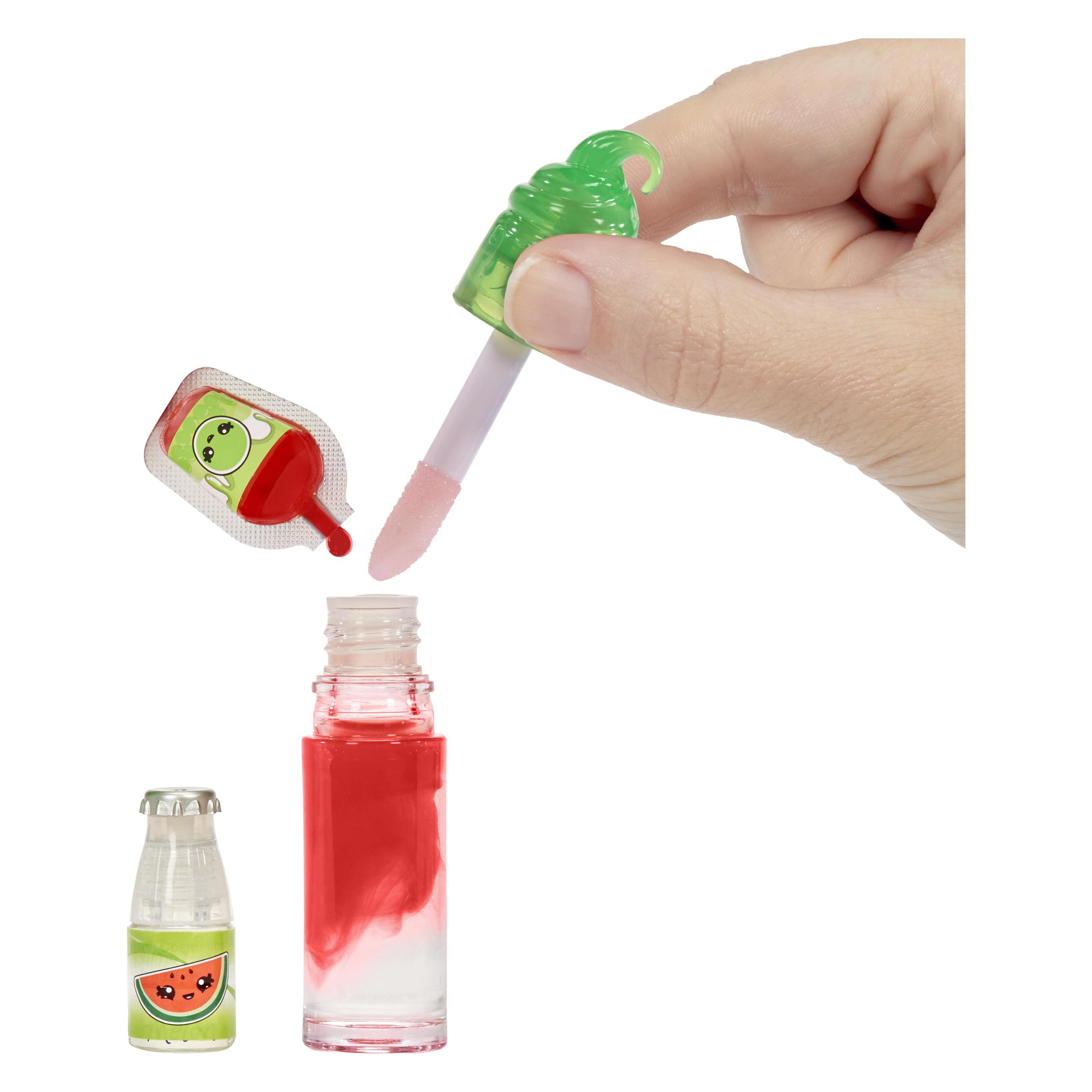 MGA Yummiland Lipgloss Doll- Maya Watermelon (120780-EUC)