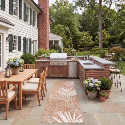 SAFAVIEH Beach House Nicomede Transitional Rug