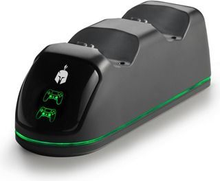Kahden DualShock 4 Ohjaimen Lataustelakka (V2) Spartan Gear