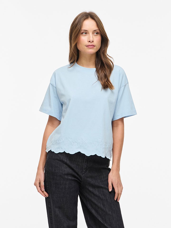 Vila Shirt in Hellblau - L