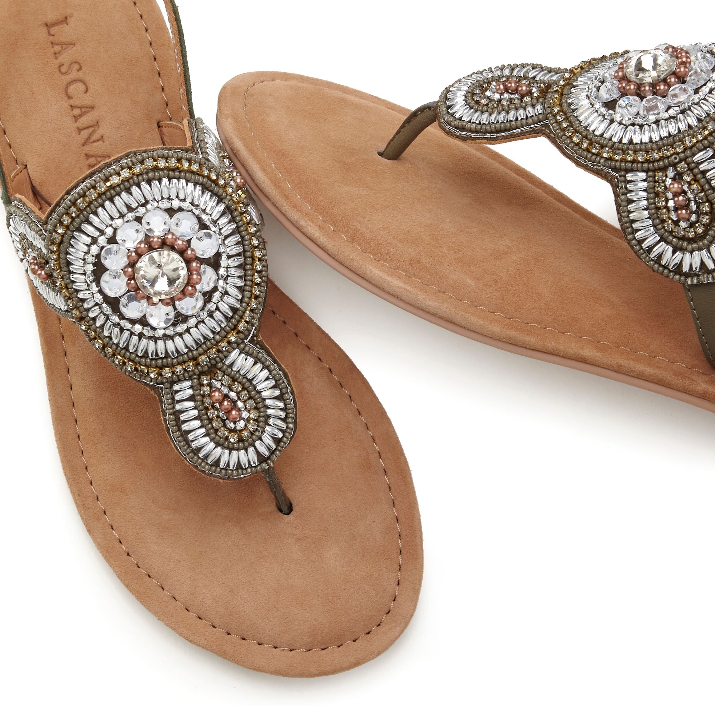 Zehentrenner LASCANA "Sandalette, Sommerschuh, offener Schuh", Damen, Gr. 35, Schafsleder, grün (olivgrün), Obermaterial: 80% Synthetik, 20% Schafsleder. Decksohle: 100% Ziegenleder. Futter: 100% Schafsleder. Laufsohle: 100% Synthetik, bestickt, Schuhe Ze