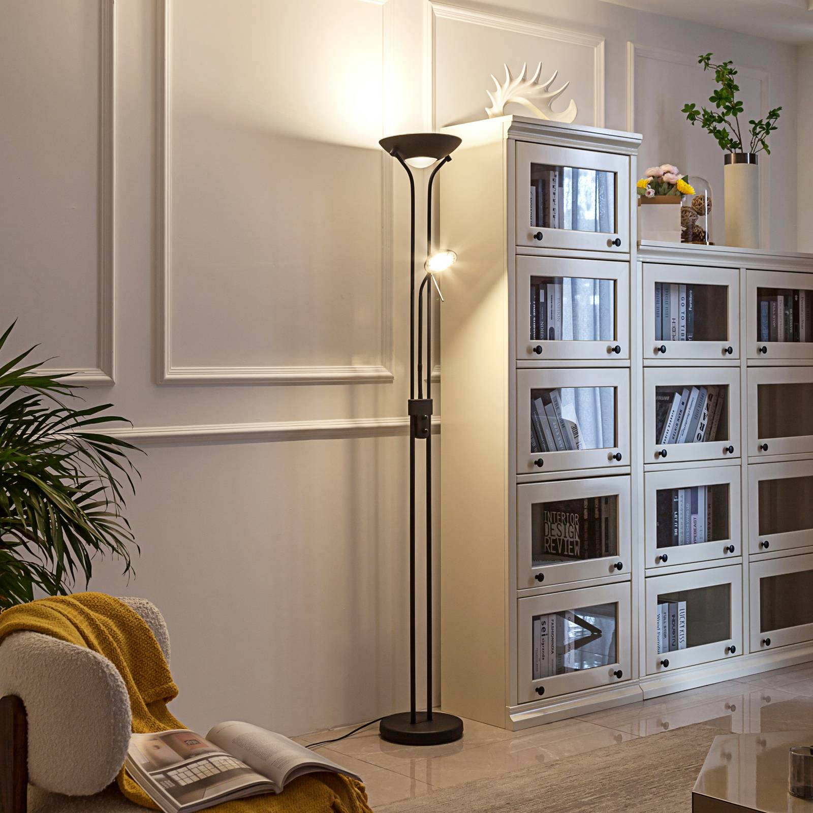 Lámpara de pie LED Josefin Lindby, atenuable, Negro, Salón / Comedor, Metal, Moderno, Lámpara de pie LED