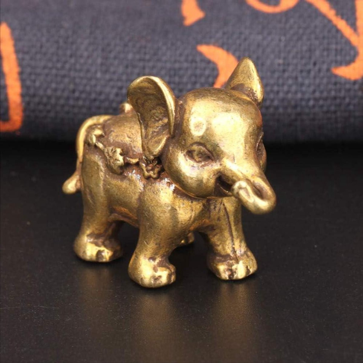 Feng Shui Beeldje Mini Messing Standbeeld Koperkleurig 40 x 30 mm