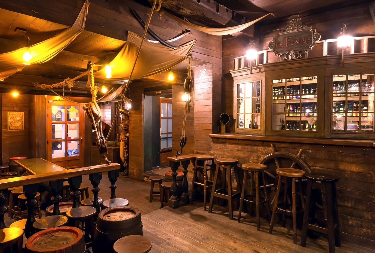 Fototapete PAPERMOON "Old Schooner Style Bar", bunt, B:3m L:2,23m, Vlies, Tapeten, Fototapete bunt B/L: 3m x 2,23m, Bahnen: 6 Stk.