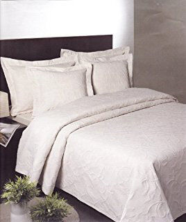 Brambly Cottage Florentina Heavyweight Matelasse Bedspread White King Bedspread