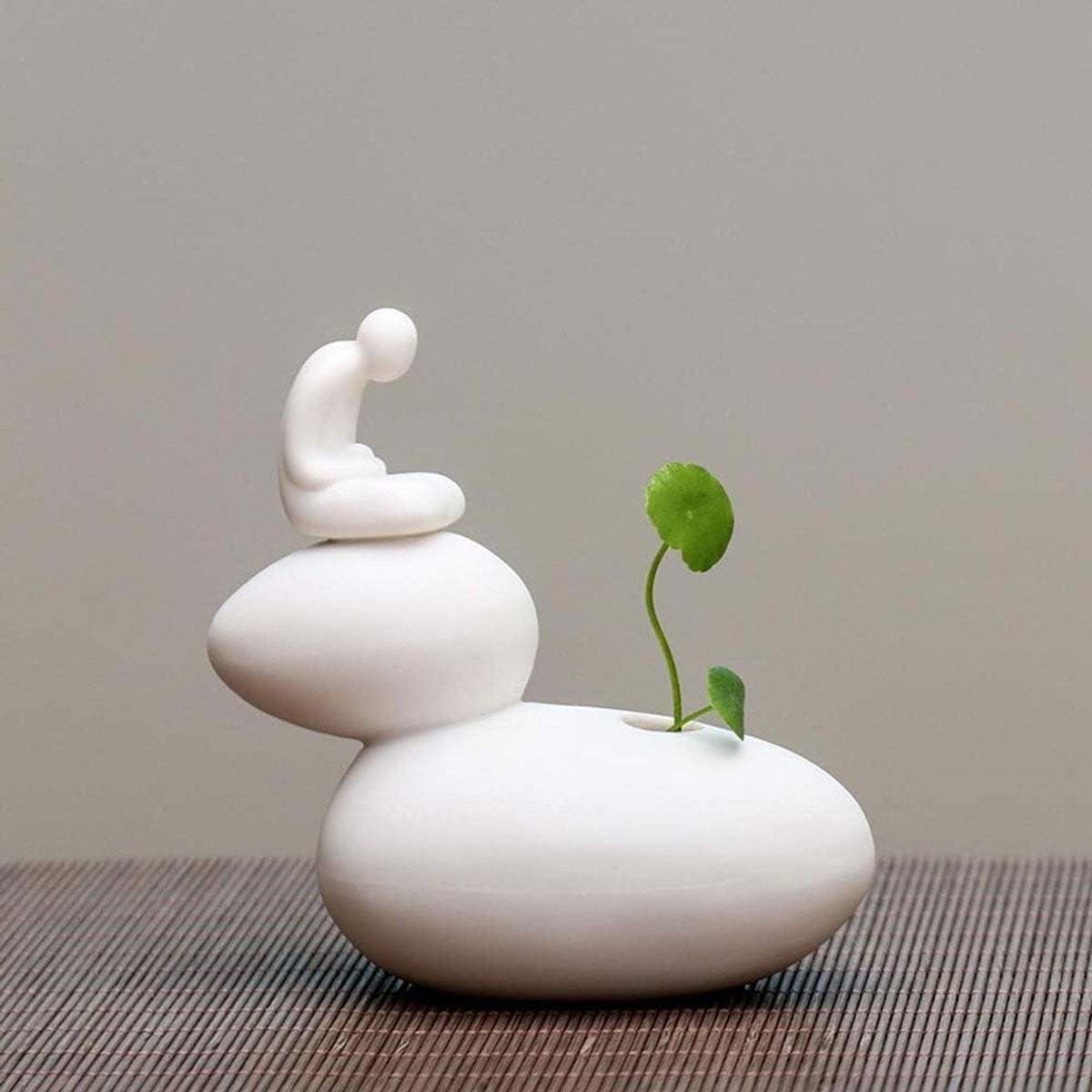 Wit Keramische Boeddha Figuur Monnik Vaas voor Bloemarrangement en Hydrocultuur, Hoogte: 10 cm