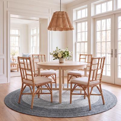 SAFAVIEH Handmade Edelgard Country Border Rug