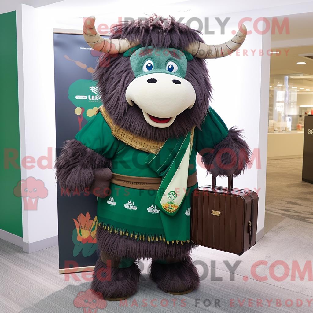 Maskottchenfigur REDBROKOLY eines waldgrünen Yaks mit Faltenrock und Aktentasche