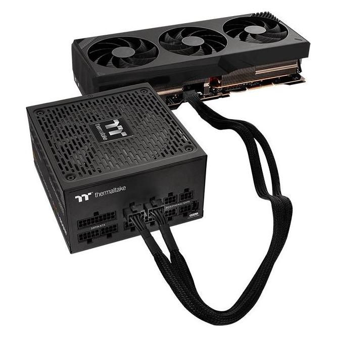 Thermaltake TT Sleeved PCIe Gen 5 Splitter Cables AC-063-CN1NAN-A1 (60 cm, 8 pin PCI-Express) (AC-063-CN1NAN-A1)