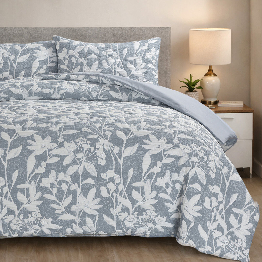 Sweet Dreams Luxury 3D Jacquard Stunning Leaf Pattern Duvet Set - Ashbury Blue King Duvet Cover + 2 Pillowcases