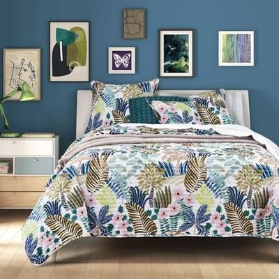 J Queen New York, Inc. Rainforest Quilt Set Teal, King / Cal King, Teal
