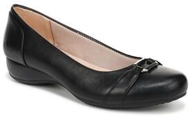 Women's Daniela Ballet Flat by LifeStride in Black (Size 7 M)
