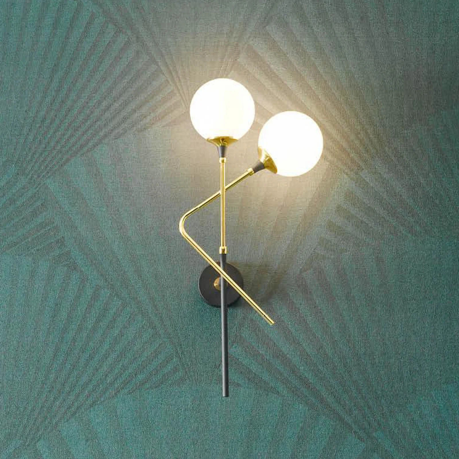 Stilnovo Galassia wandlamp met 2 LED-lampen, goudkleurig messing, boven/links